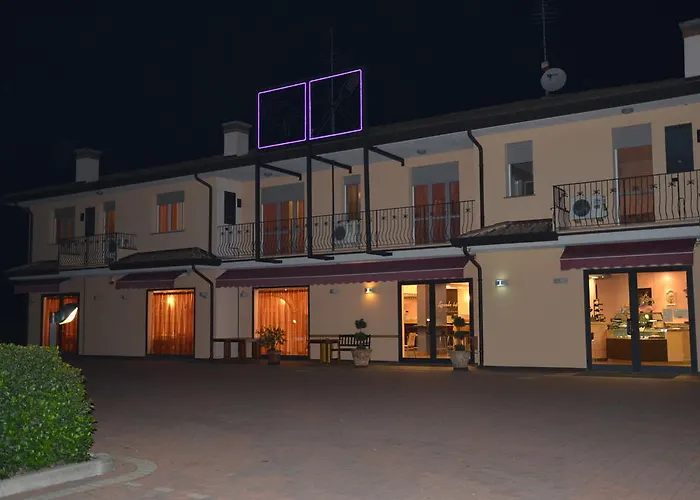 Πανσιόν Degli Este Comacchio Codigoro